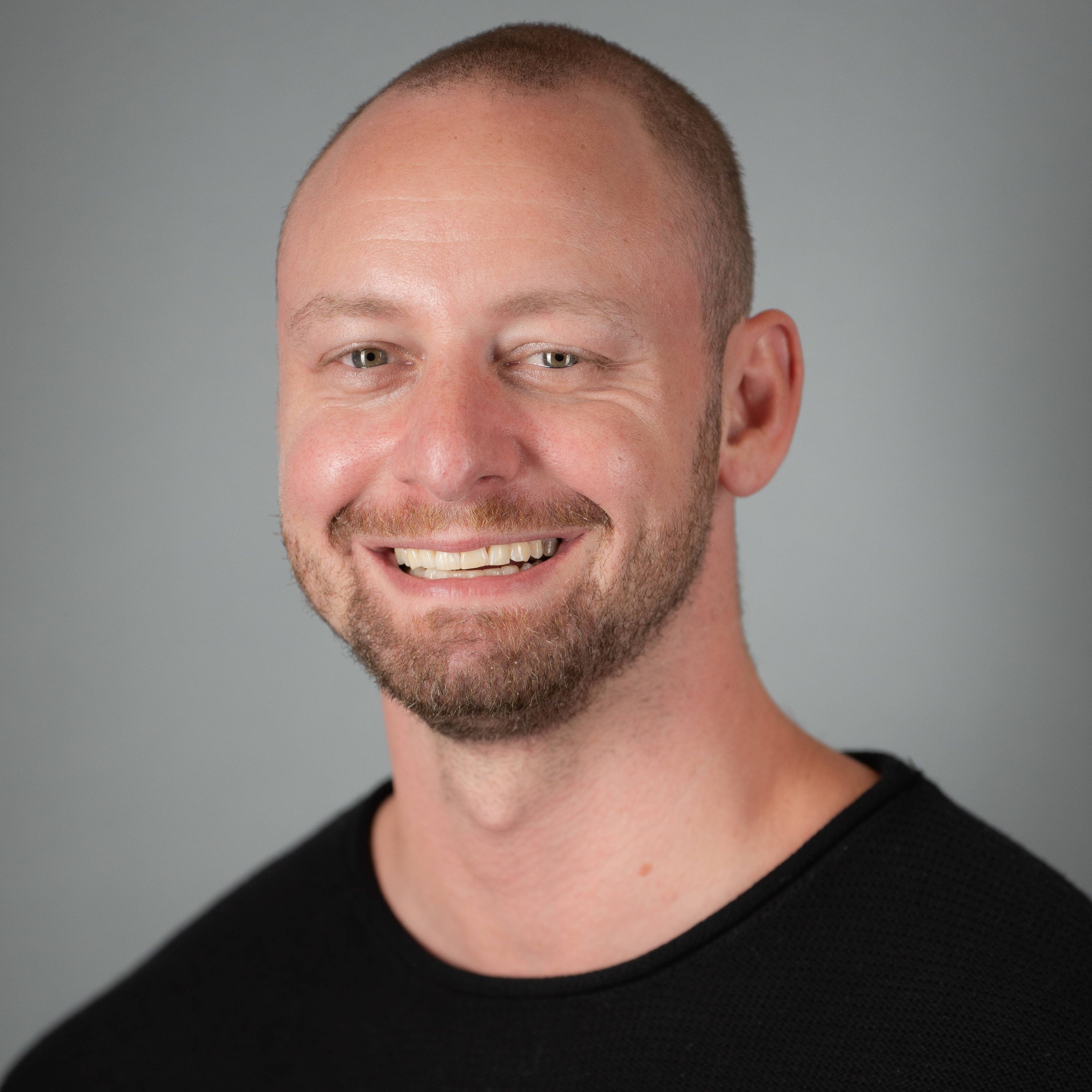 Headshot of Stephen Fox